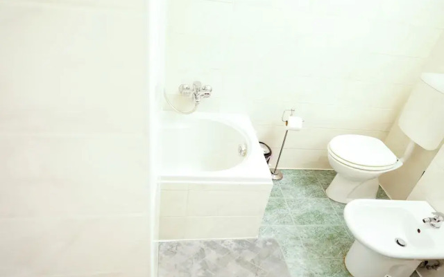 Apartment in Villa Between Como and Switzerland