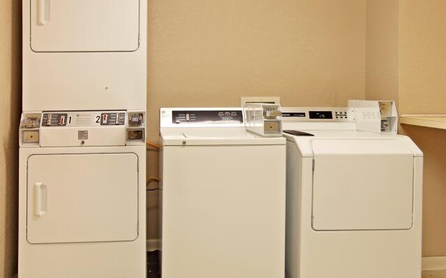 Holiday Inn Express Hotel & Suites Camden by IHG