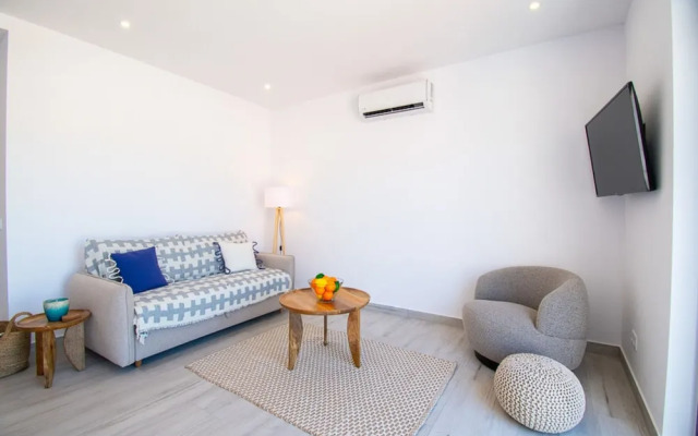 Beach House Apartment