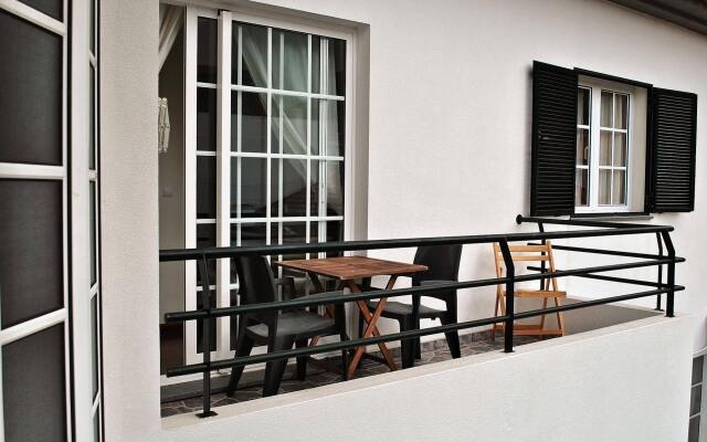 Casas da Avenida e do Pico