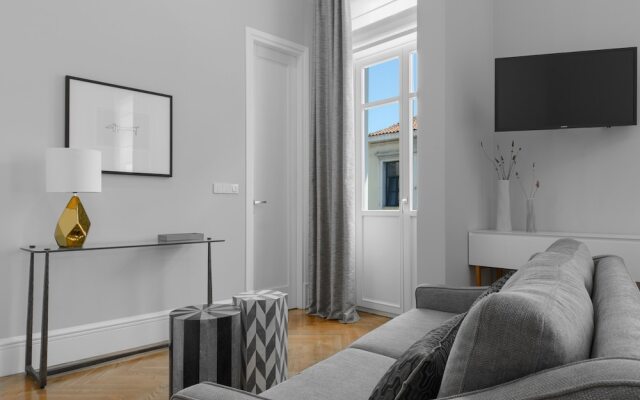 Mira Me Athens Boutique Hotel