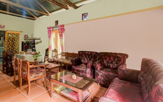 Homesstay Desa Wisata Budo by OYO