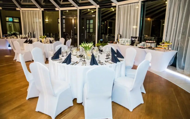 Hotel KARO