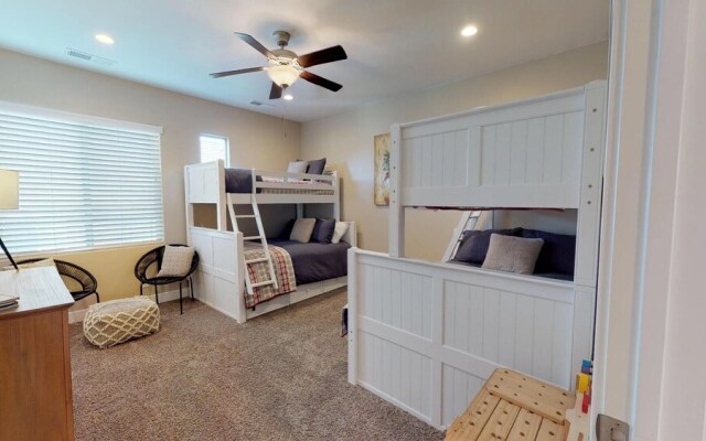 Desert Paradise Getaway 3 Bedroom Apts