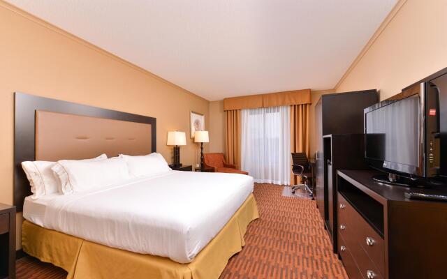 Holiday Inn Express Breezewood by IHG