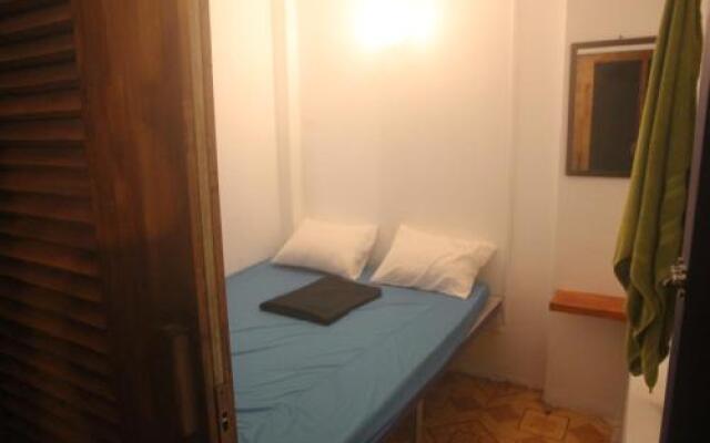 Pomme Hostel