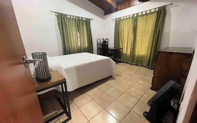 Charming 3-bedroom House Rental in Paquera, Costa Rica