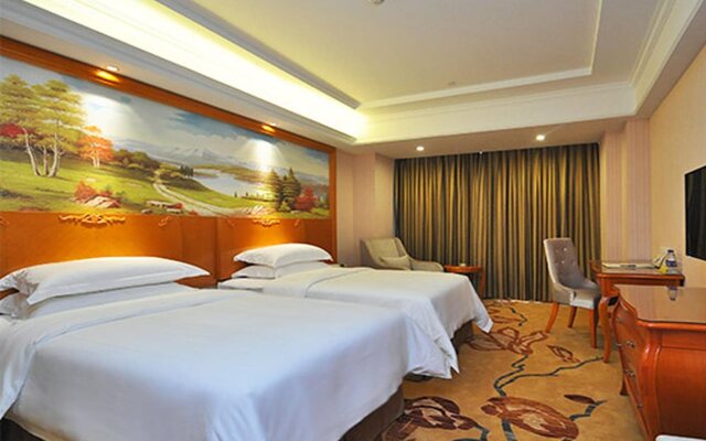 Vienna Hotel Jiangsu Nanjing Liuhe District Longchi Metro Station