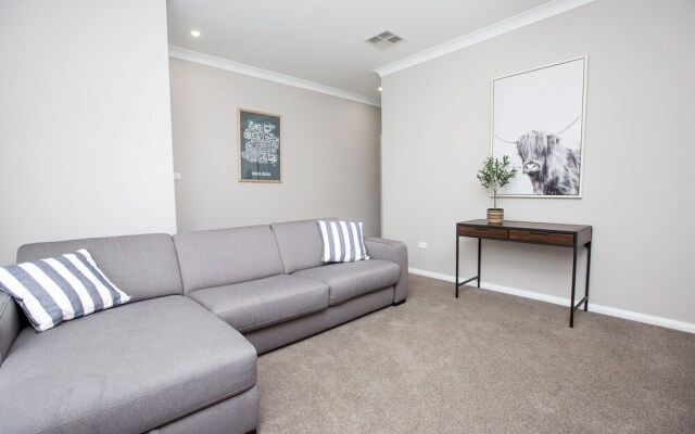 Best Central Wagga Townhouse