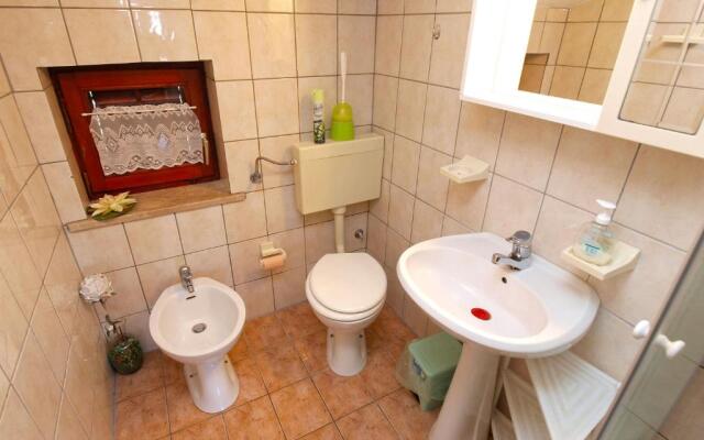 Apartments Orange 994