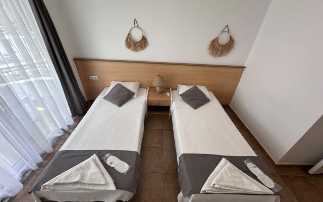 Mimosa Pension