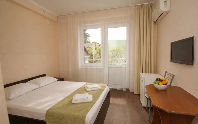 Бригантина (Лазаревское)