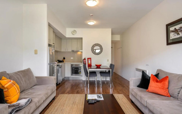 Lantern 1 Bedroom Balcony with car space and alpine view