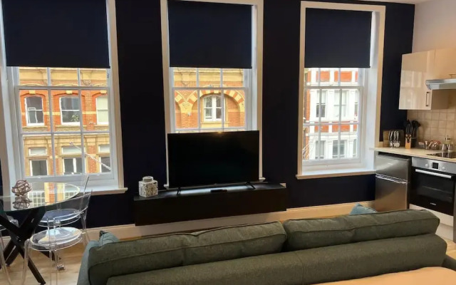 Leicester Square 3rd Floor Studio