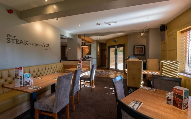 Premier Inn Walsall - M6 J10
