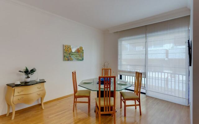 Central Apartment in St Julian's, Perfect for Families