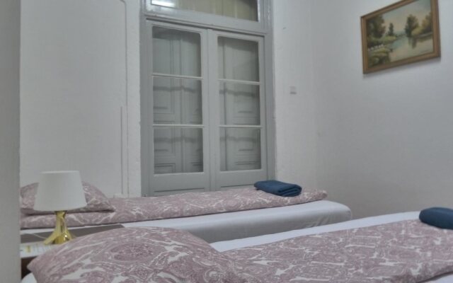 Midtown Guest House