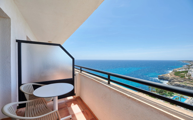 Alua Calas de Mallorca Resort