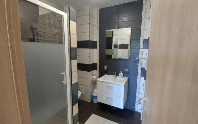 Mamaia Miraj E4