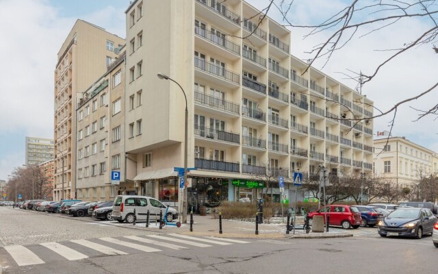 Blue Moon Residence by Renters Prestige