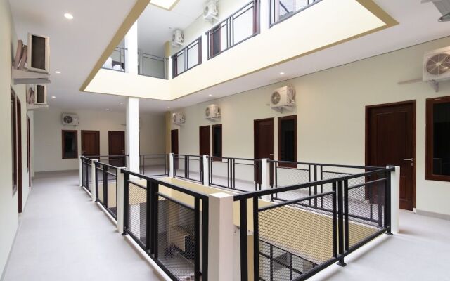 OYO 1185 Bukit Toedjoeh Residence Syariah