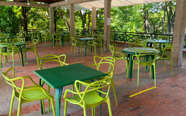 Hotel On Vacation Girardot Resort