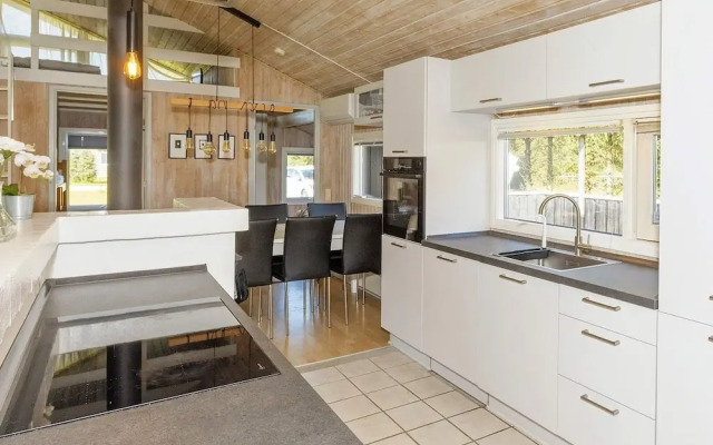 10 Person Holiday Home in Saltum-by Traum