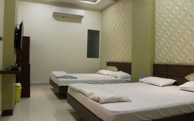Hotel Amrit