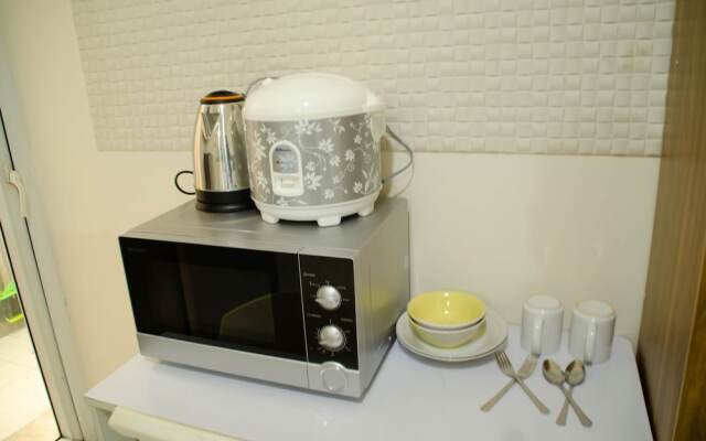 Comfy Studio Apartment At Aeropolis Residence Near Soetta