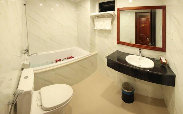 Lavender Danang Hotel