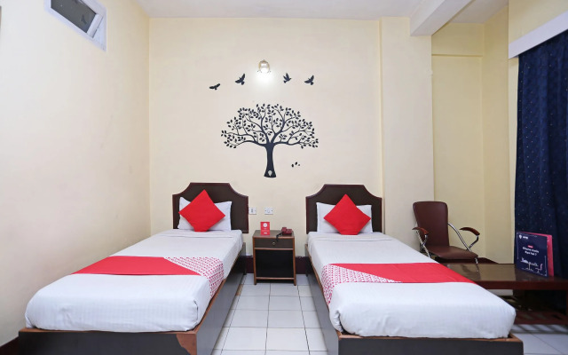 Hotel Blue Moon by OYO Rooms