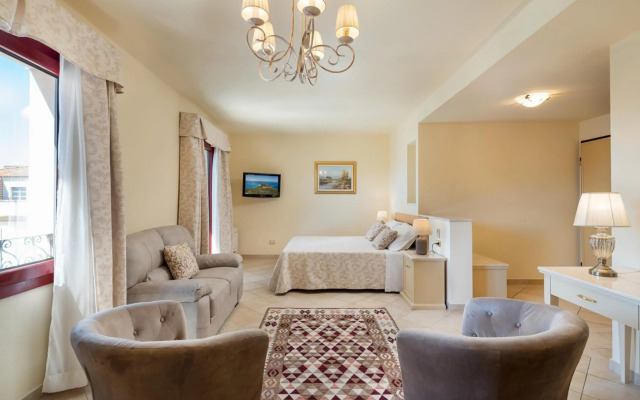 Hotel Regina Elena