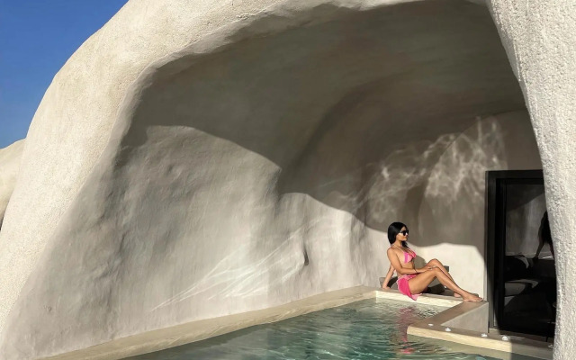 Divine Cave Experience