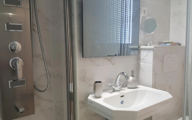 E&E Apartments 4* Arena Stožice