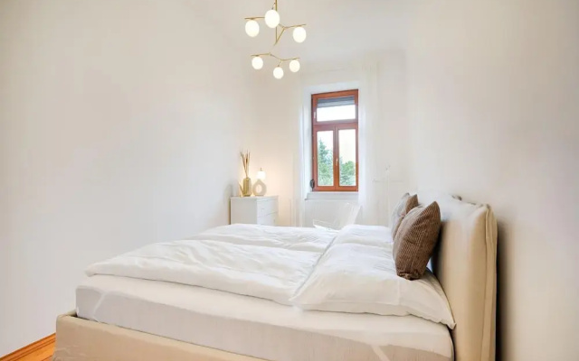 Contemporary Business Apartment in Graz