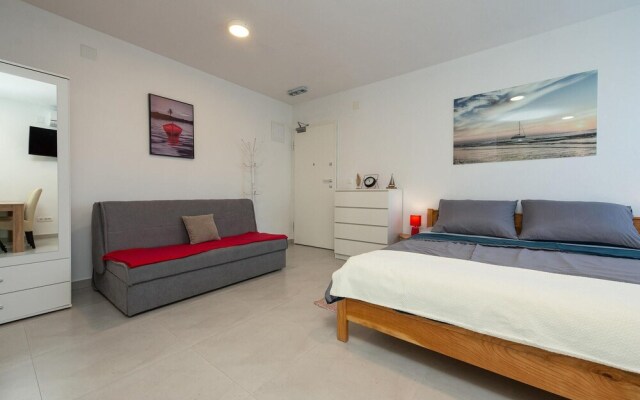 Amazing Apartment in Bibinje With Wifi