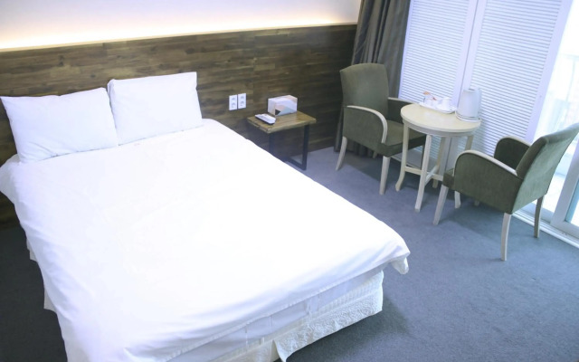 Ocean View Hotel