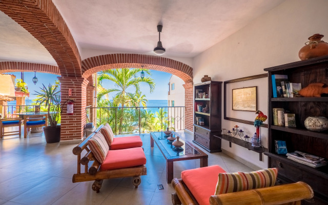 Marboka Hotel & Suites