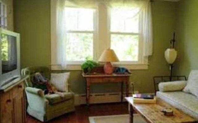 The Nobnocket Boutique Inn( Ex. The Doctor's House)