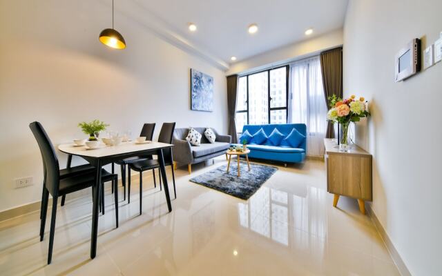 New Tresor River and City View Apartment