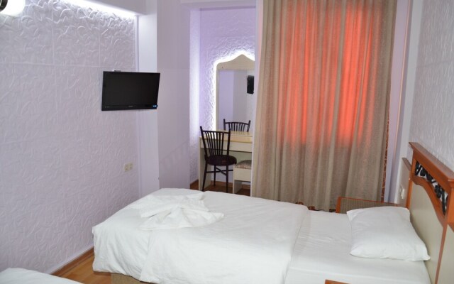 Ozturk Hotel
