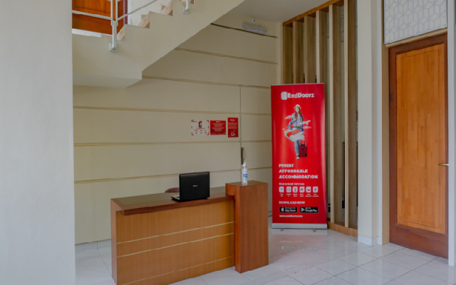 RedDoorz near Jogja City Mall 4