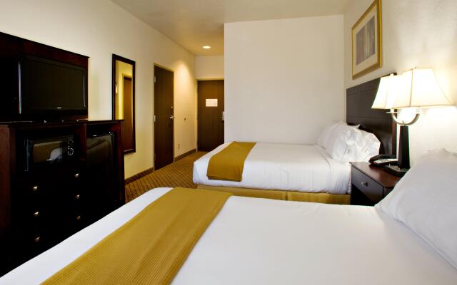 Holiday Inn Express & Suites Childress by IHG