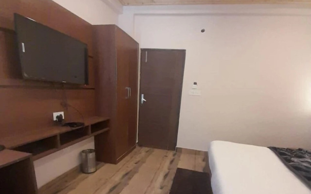 Hotel Yoga Badrinath Dham