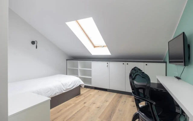 ĄĘ Hostel Nowy Świat