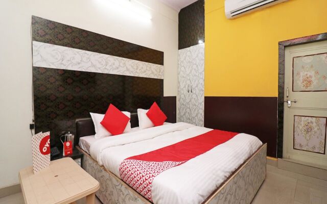 OYO 24172 Hotel Jp Heights