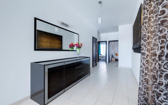 Marvellous Apartment With Valletta and Harbour Views