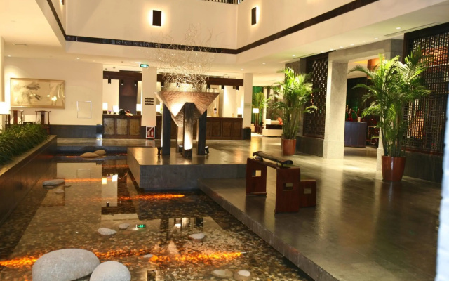 Garden Hotel