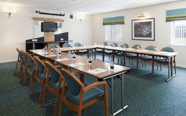 Holiday Inn Express Strathclyde Park M74 JCT 5 by IHG