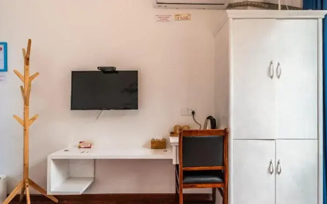 Zhoushan Donghai Hostel